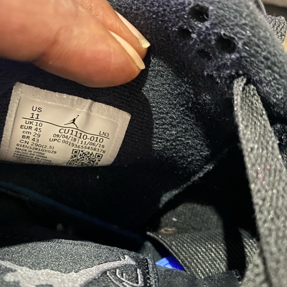 Jordan 4 Black Cats main image 4